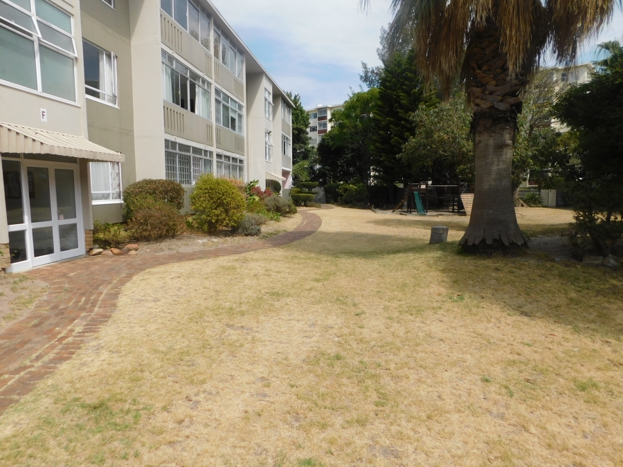 To Let 2 Bedroom Property for Rent in Claremont Western Cape